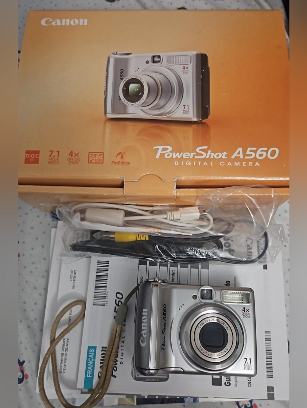 Canon PowerShot A560 7.1MP Digital Camera (working)